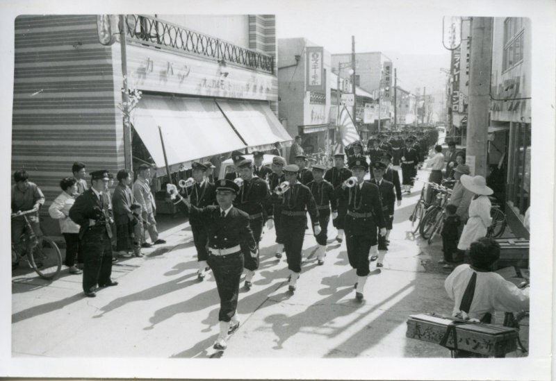 自衛艦くす・さくら入港の写真
