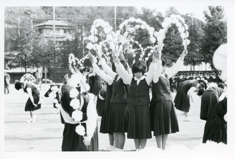 朝ヶ丘中学校花の集会の写真