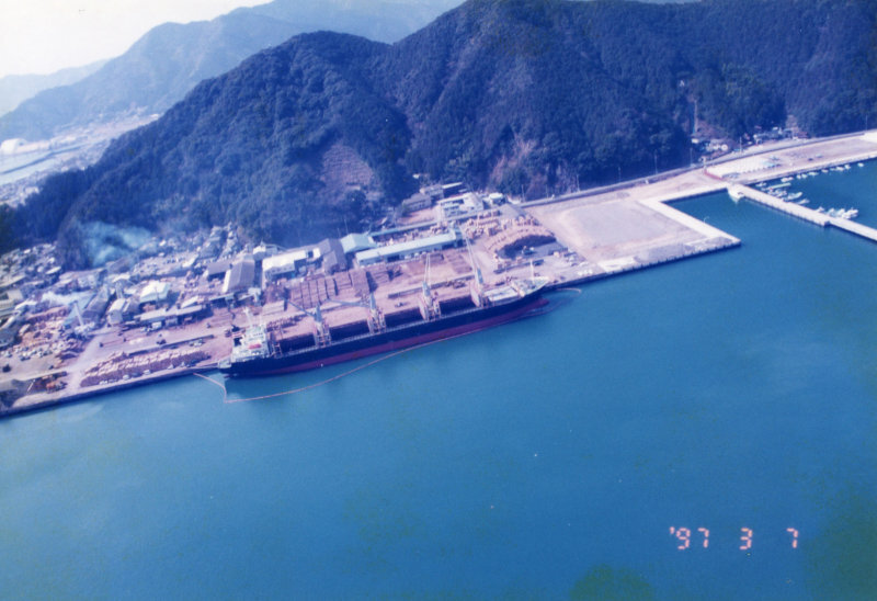 陸上燻蒸用地完成の写真