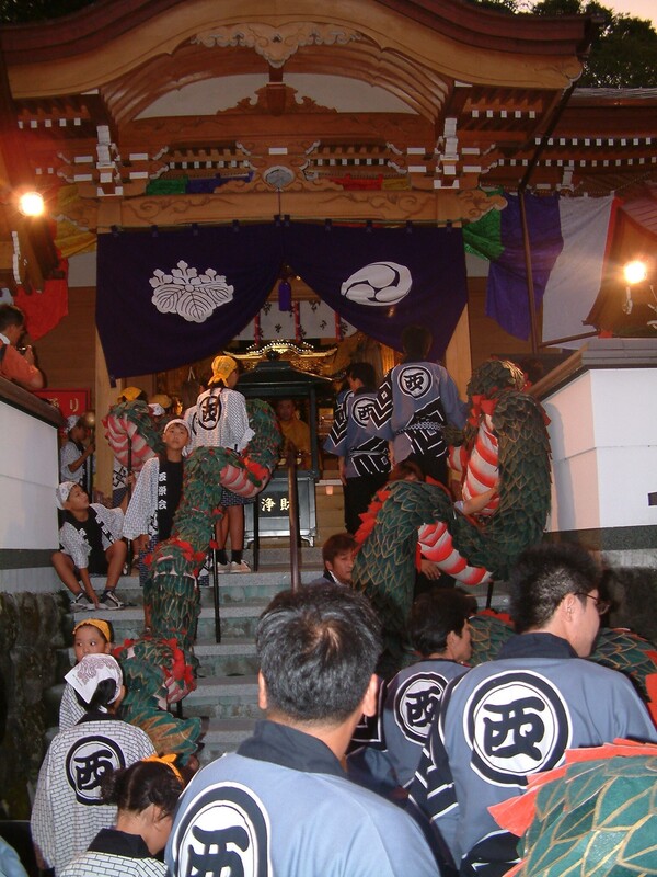 西町竜踊りの写真