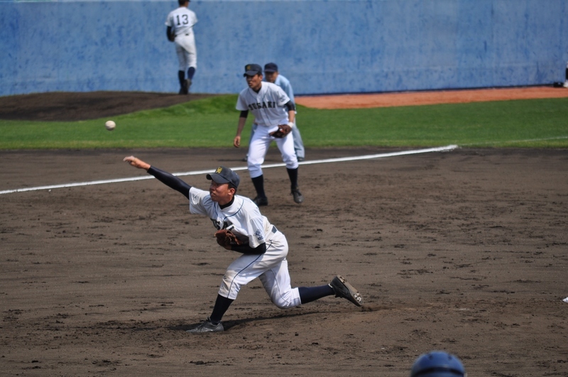 高校野球春季高知県大会決勝　明徳義塾対須崎高校の写真